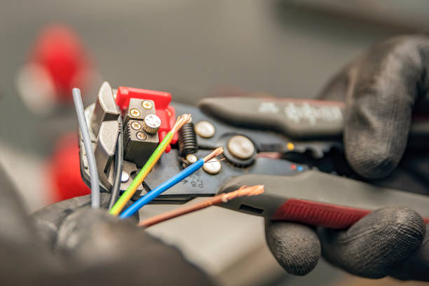 Best Licensed Electrician  in Mount Pleasant, WI